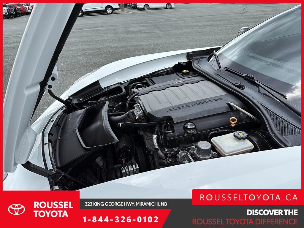 2017 Chevrolet Corvette 1LT in Miramichi, New Brunswick - 12 - w1024h768px