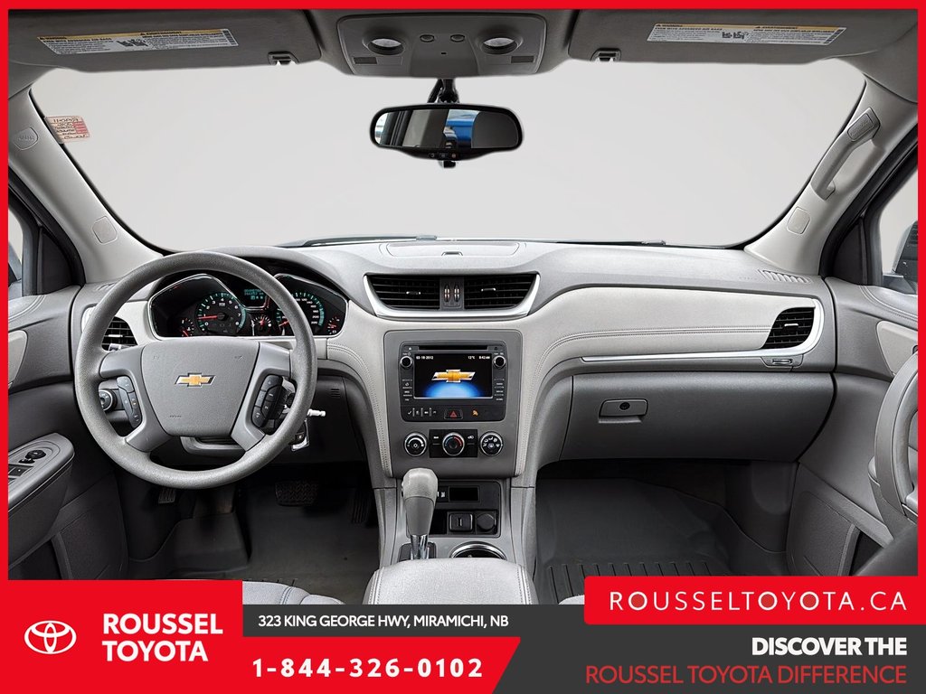 2016 Chevrolet Traverse LS in Miramichi, New Brunswick - 10 - w1024h768px