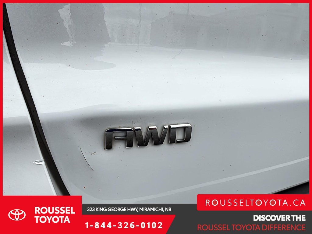 2016 Chevrolet Traverse LS in Miramichi, New Brunswick - 16 - w1024h768px