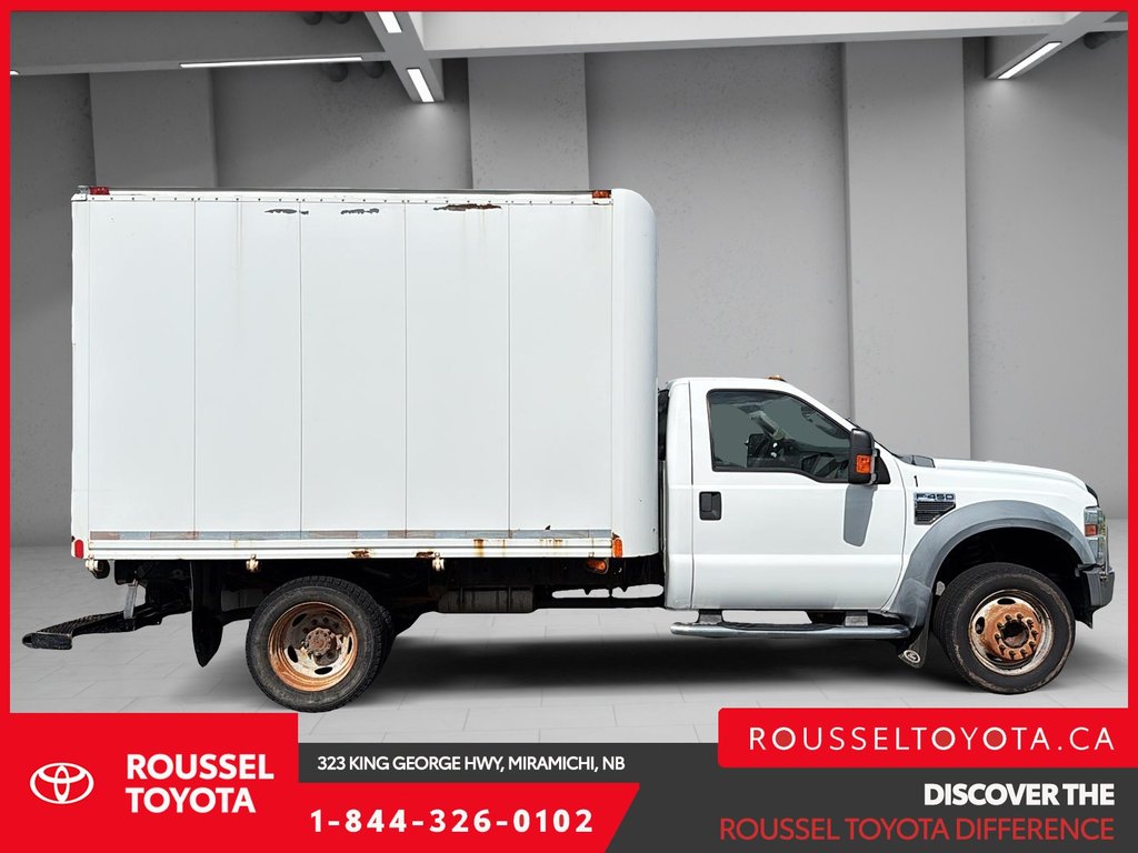 2010 Ford Super Duty F-450 DRW XL in Miramichi, New Brunswick - 9 - w1024h768px