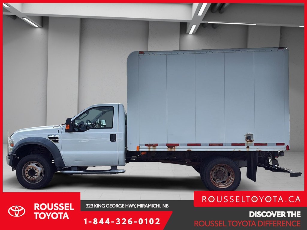 2010 Ford Super Duty F-450 DRW XL in Miramichi, New Brunswick - 4 - w1024h768px