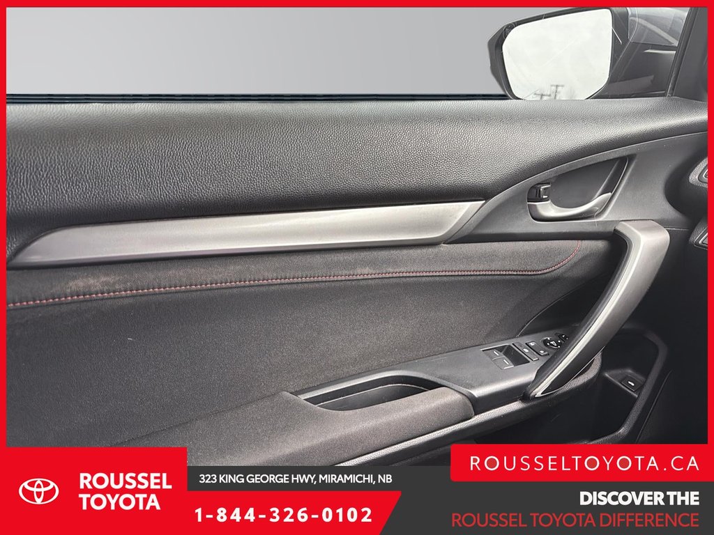 Honda Civic Coupe SI 2018 à Miramichi, Nouveau-Brunswick - 11 - w1024h768px