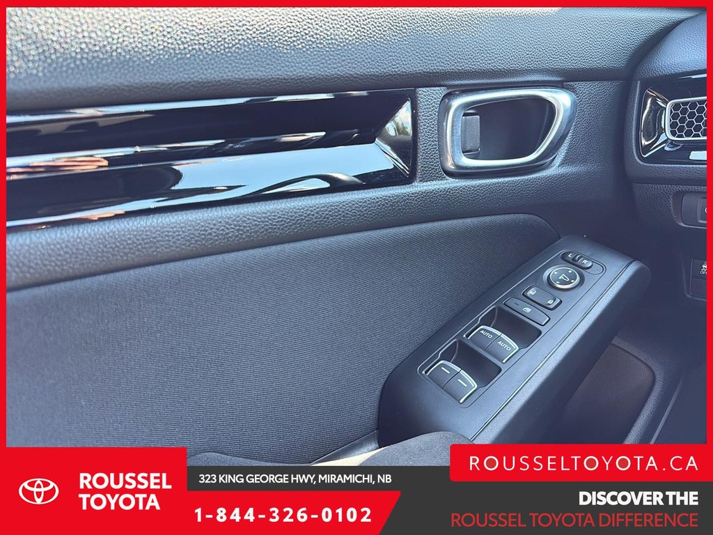 2025 Honda Civic Sedan Hybrid SPORT HYBRID in Miramichi, New Brunswick - 11 - w1024h768px