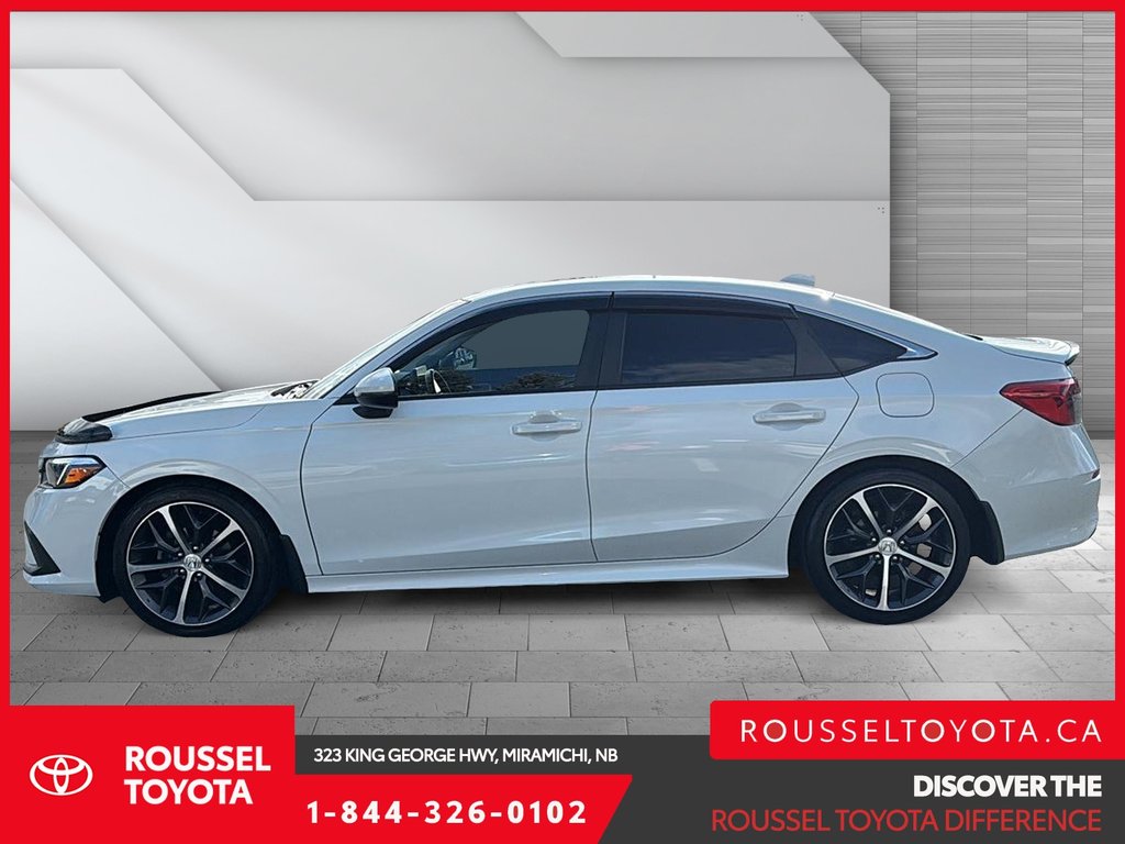 2022 Honda Civic Sedan Touring in Miramichi, New Brunswick - 5 - w1024h768px
