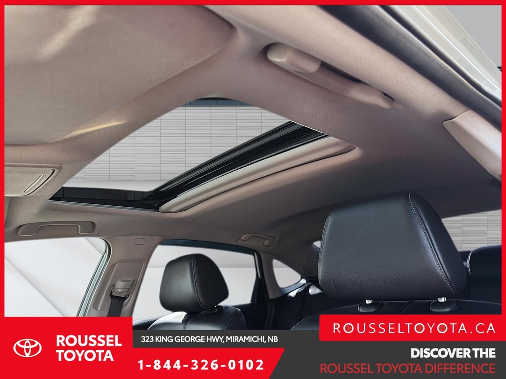 2022 Honda Civic Sedan Touring in Miramichi, New Brunswick - 17 - w1024h768px