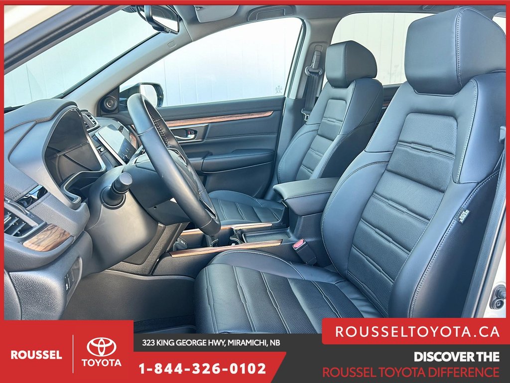 2018 Honda CR-V Touring in Miramichi, New Brunswick - 9 - w1024h768px