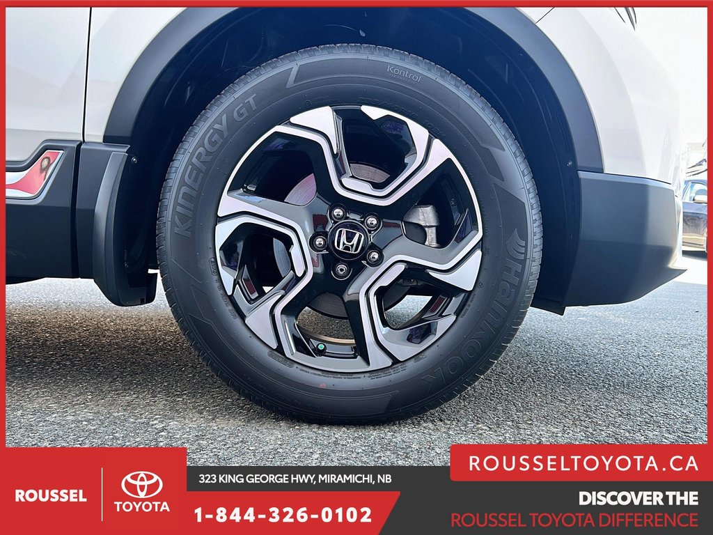 2018 Honda CR-V Touring in Miramichi, New Brunswick - 7 - w1024h768px
