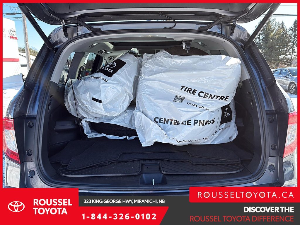 2022 Honda Pilot Touring 7-Passenger in Miramichi, New Brunswick - 6 - w1024h768px