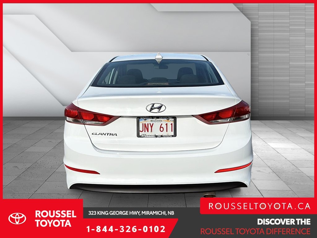 Hyundai Elantra GL 2017 à Miramichi, Nouveau-Brunswick - 3 - w1024h768px