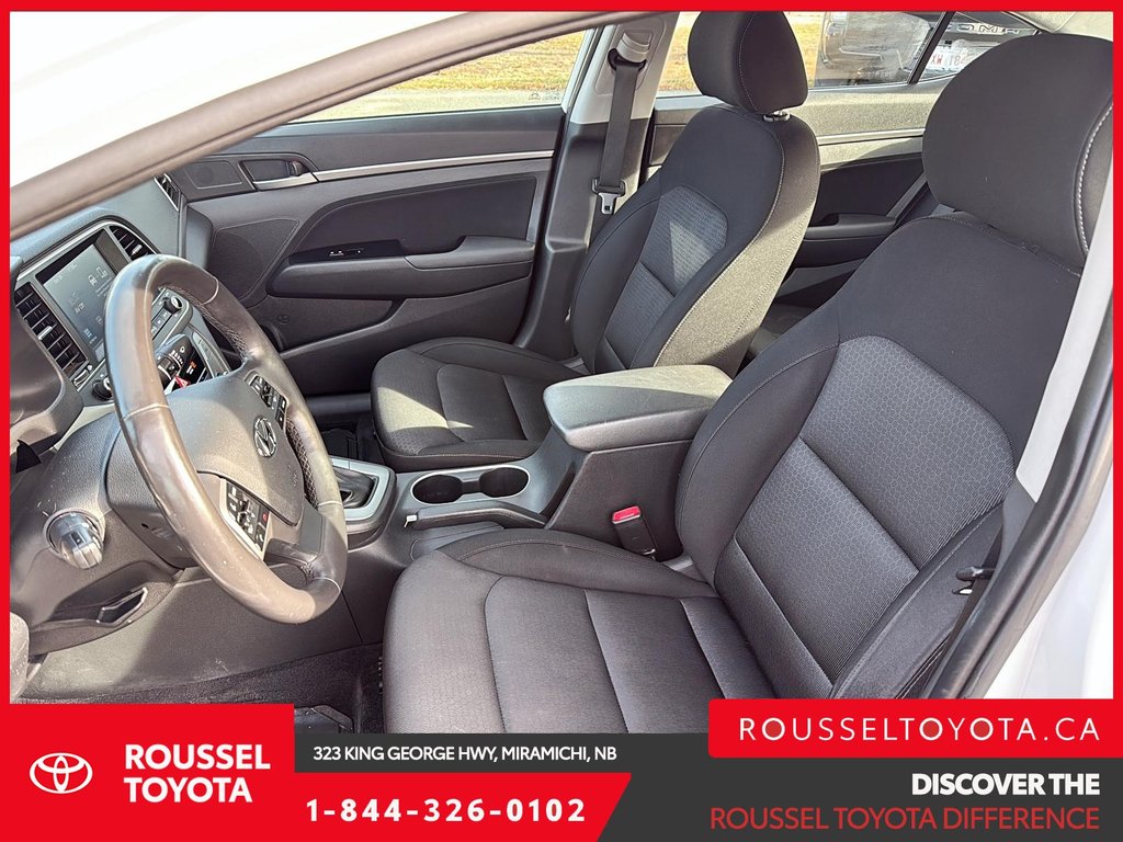 Hyundai Elantra GL 2017 à Miramichi, Nouveau-Brunswick - 9 - w1024h768px