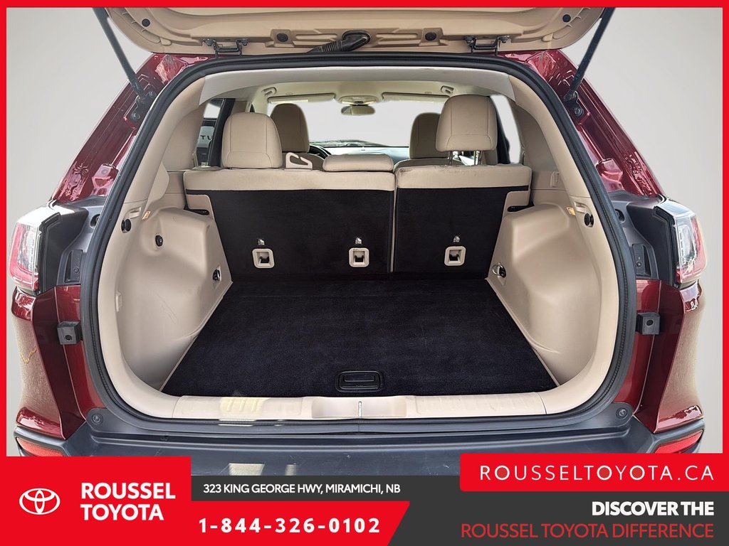 2019 Jeep Cherokee North in Miramichi, New Brunswick - 6 - w1024h768px