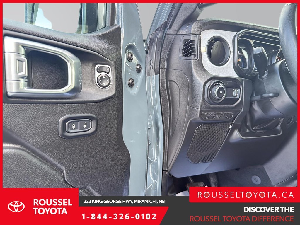 2025 Jeep Wrangler Willys in Miramichi, New Brunswick - 11 - w1024h768px