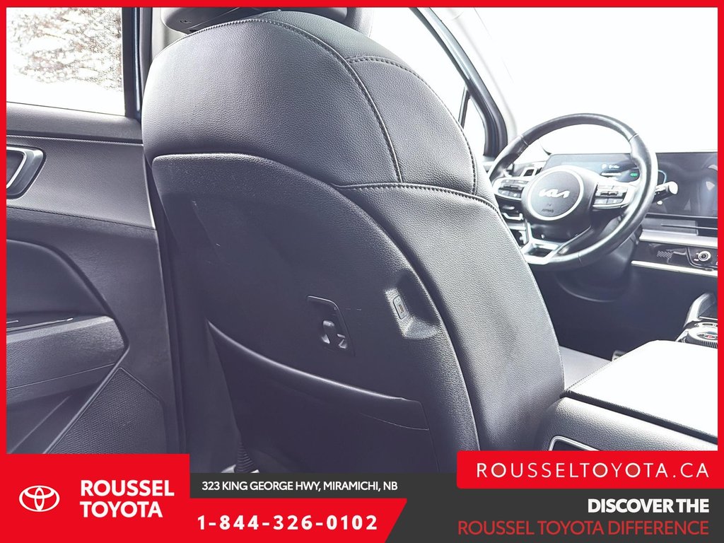 2023 Kia Sportage Plug-In Hybrid EX Premium in Miramichi, New Brunswick - 14 - w1024h768px