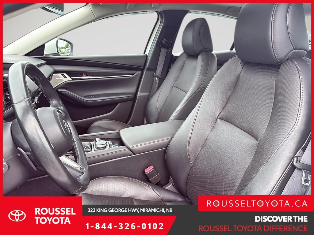 2020 Mazda 3 GT in Miramichi, New Brunswick - 9 - w1024h768px