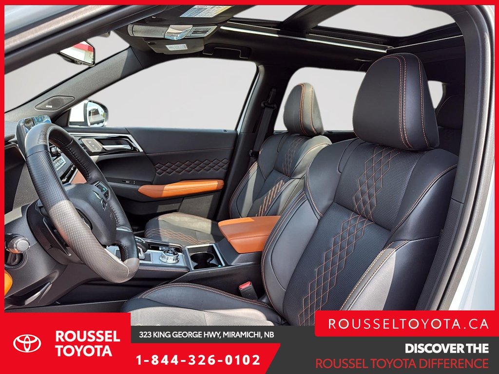 2025 Mitsubishi Outlander Plug-In Hybrid GT NOIR in Miramichi, New Brunswick - 9 - w1024h768px