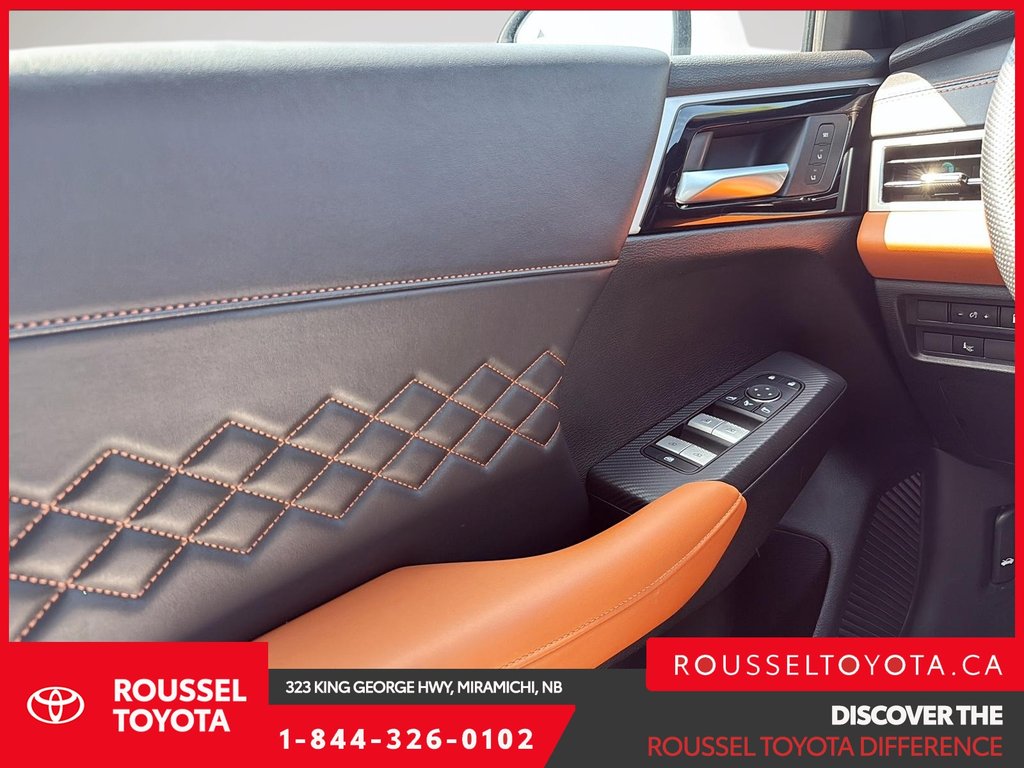 2025 Mitsubishi Outlander Plug-In Hybrid GT NOIR in Miramichi, New Brunswick - 11 - w1024h768px