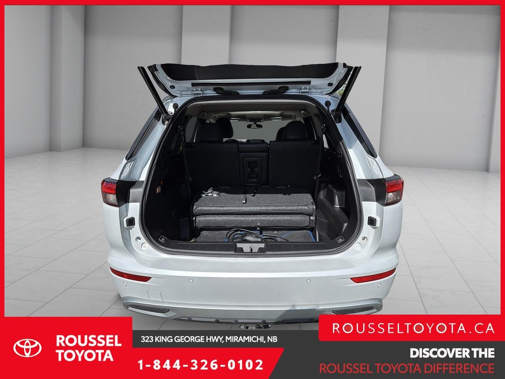 2025 Mitsubishi Outlander Plug-In Hybrid GT in Miramichi, New Brunswick - 8 - w1024h768px