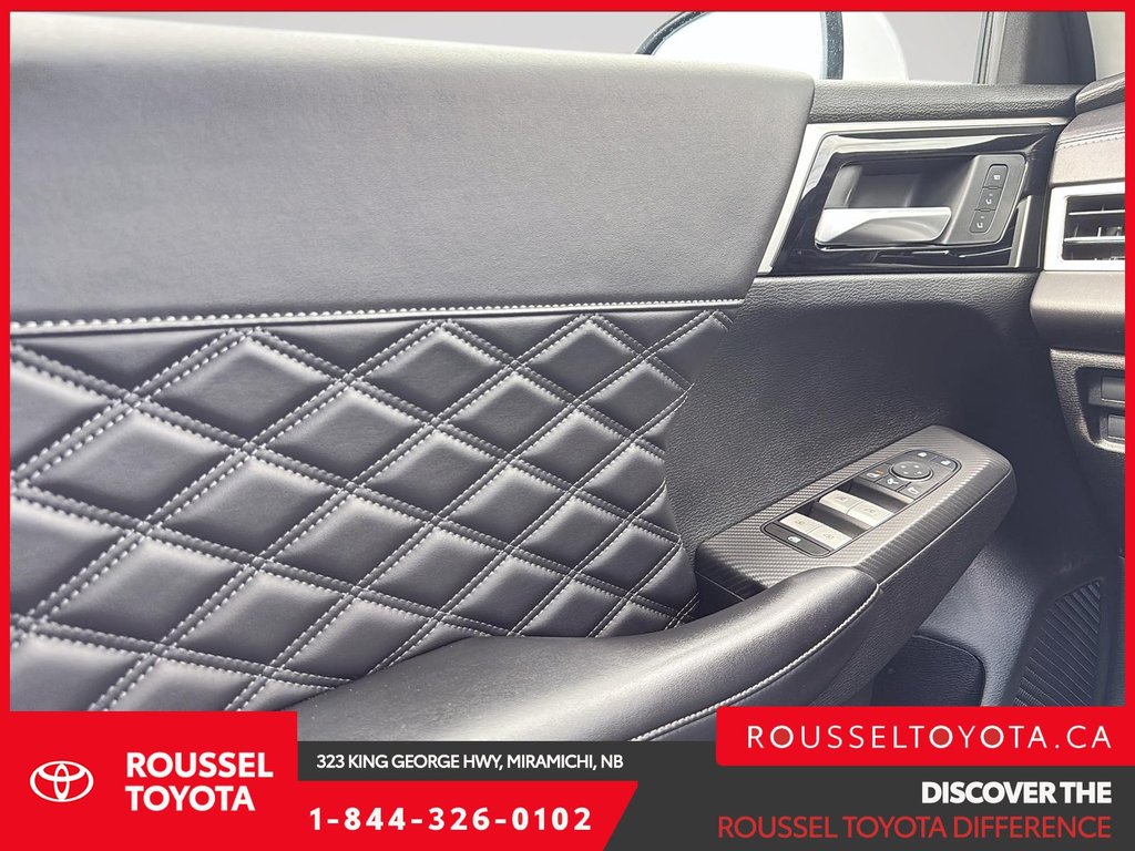 2025 Mitsubishi Outlander Plug-In Hybrid GT in Miramichi, New Brunswick - 13 - w1024h768px