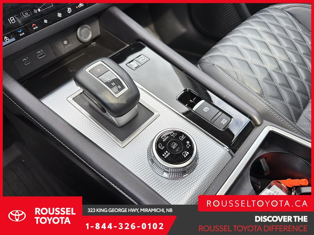2025 Mitsubishi Outlander Plug-In Hybrid GT in Miramichi, New Brunswick - 17 - w1024h768px
