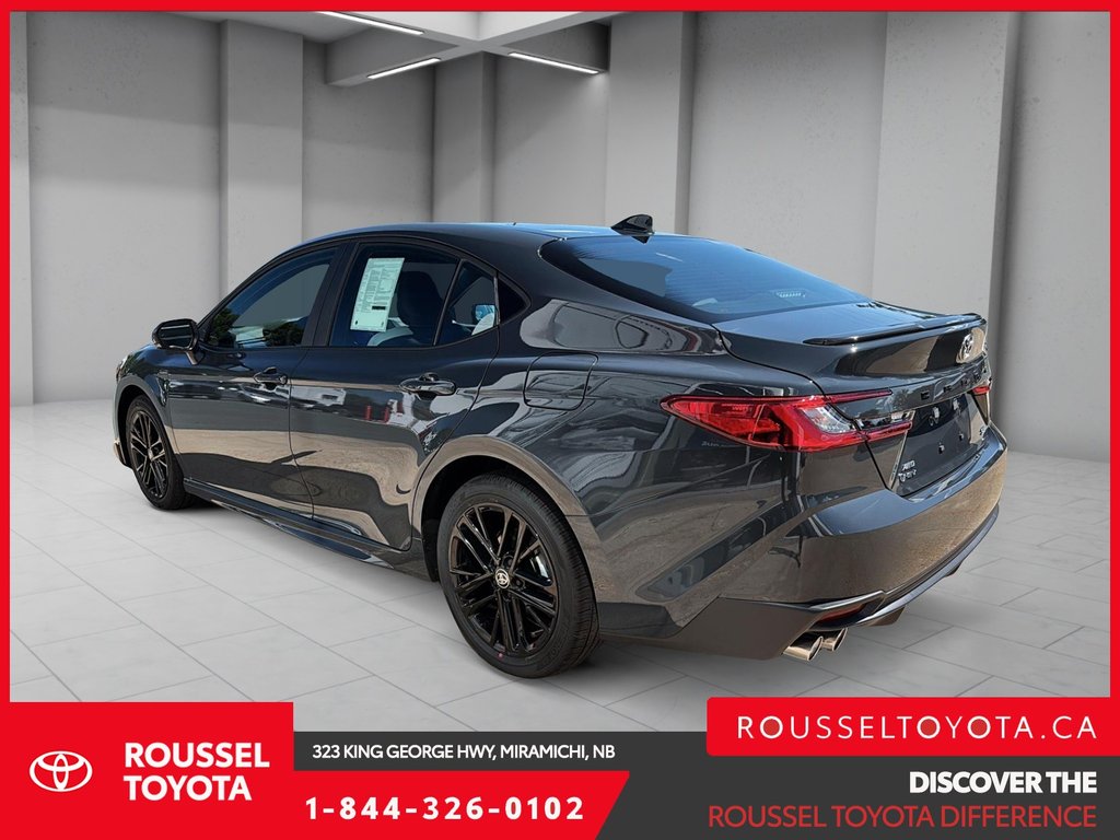 Toyota Camry Hybrid SE Upgrade AWD 2026 à Miramichi, Nouveau-Brunswick - 4 - w1024h768px