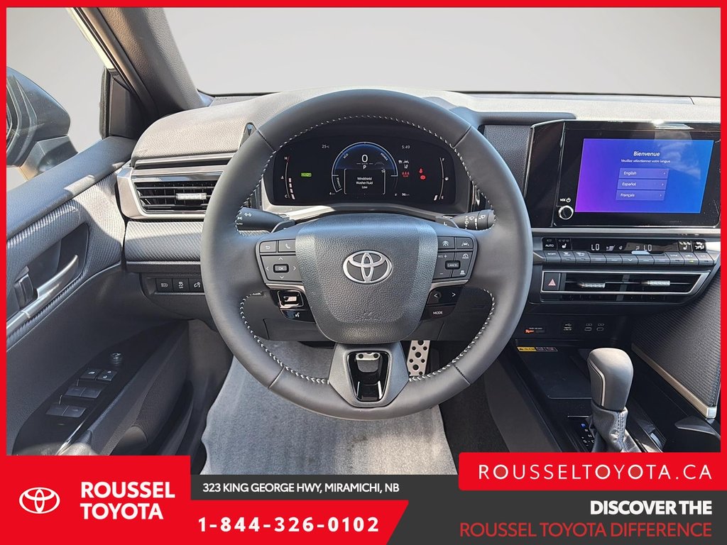 Toyota Camry Hybrid SE Upgrade AWD 2026 à Miramichi, Nouveau-Brunswick - 11 - w1024h768px