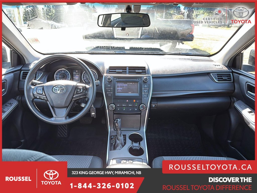 2016 Toyota Camry LE in Miramichi, New Brunswick - 10 - w1024h768px
