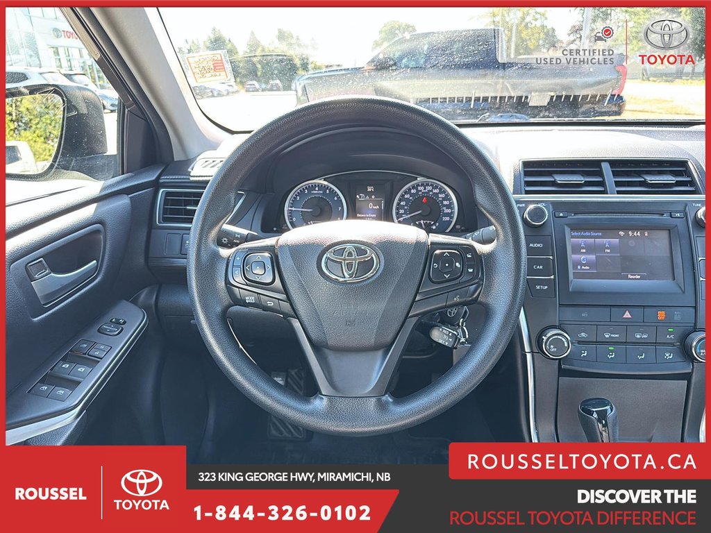 2016 Toyota Camry LE in Miramichi, New Brunswick - 11 - w1024h768px