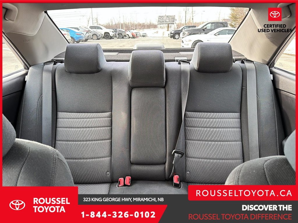 2017 Toyota Camry LE in Miramichi, New Brunswick - 13 - w1024h768px