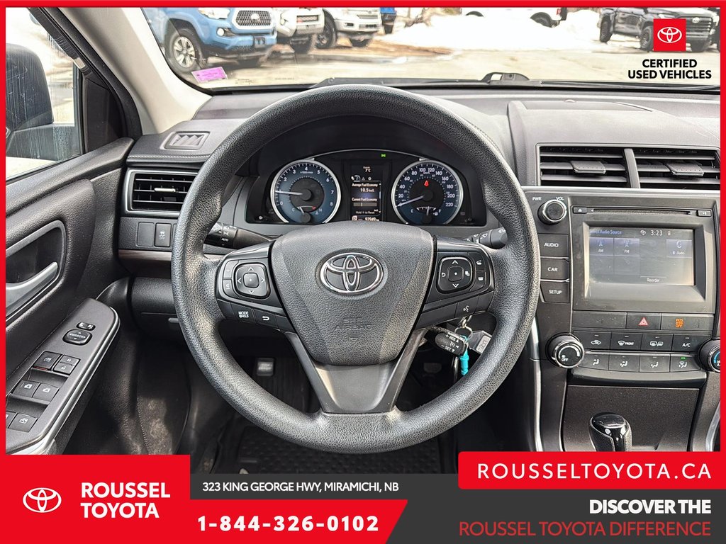 2017 Toyota Camry LE in Miramichi, New Brunswick - 11 - w1024h768px