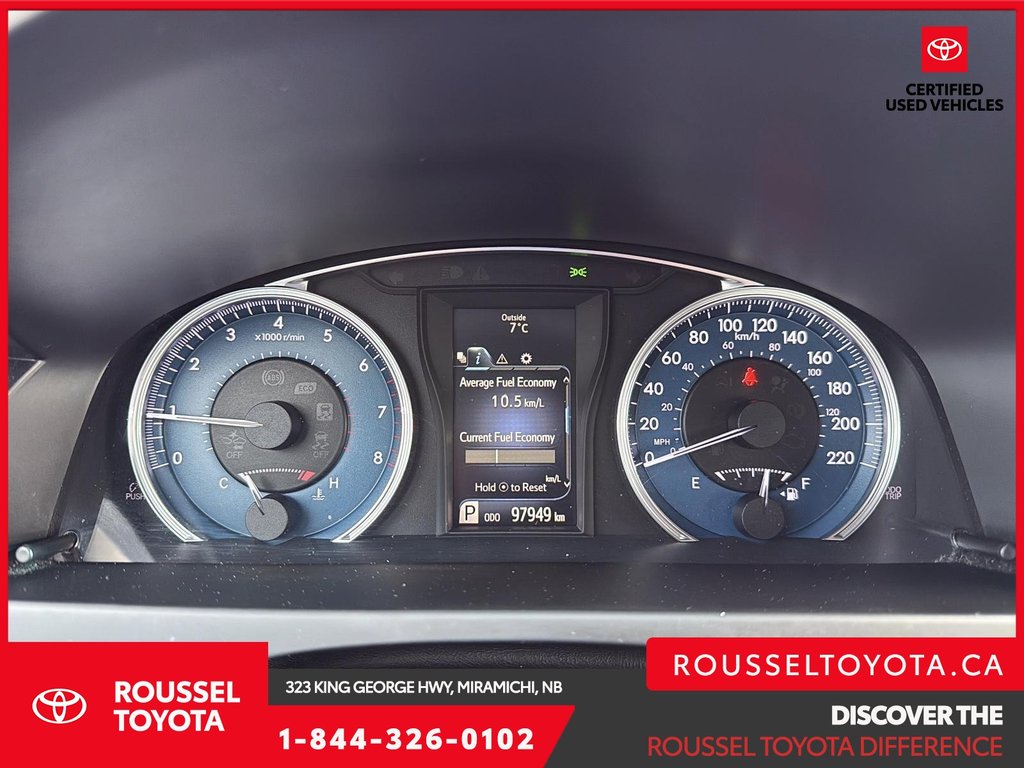 2017 Toyota Camry LE in Miramichi, New Brunswick - 12 - w1024h768px