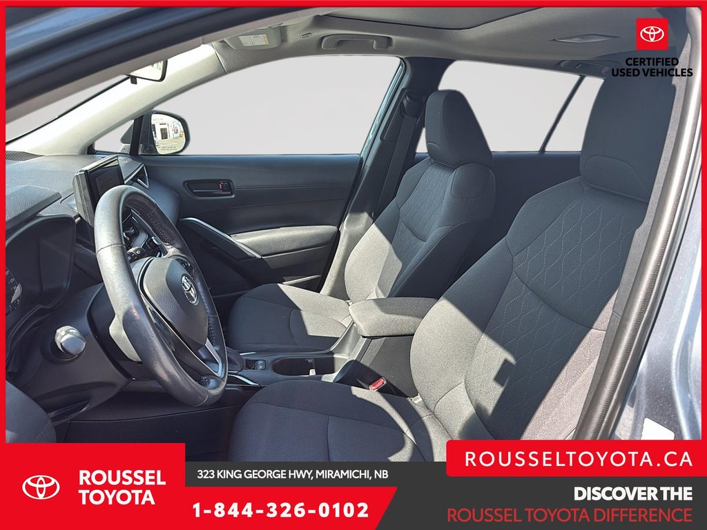 2023 Toyota Corolla Cross LE in Miramichi, New Brunswick - 9 - w1024h768px