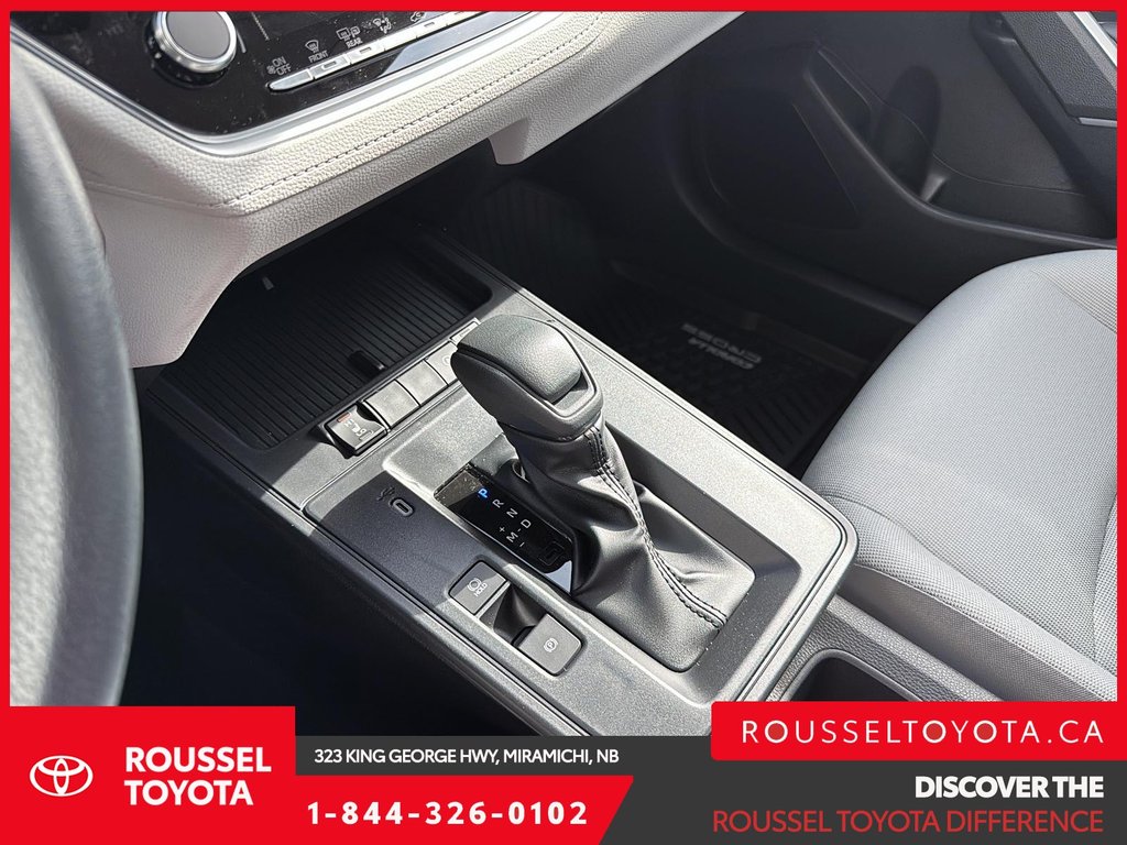 2026 Toyota Corolla Cross L FWD in Miramichi, New Brunswick - 15 - w1024h768px