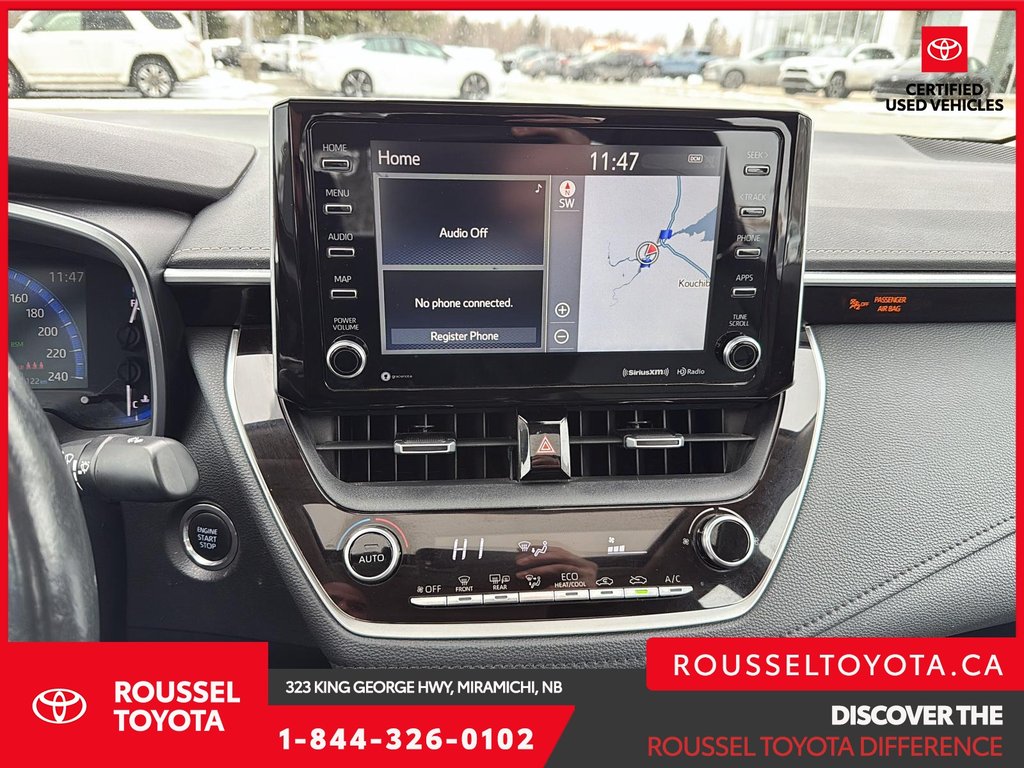 2020 Toyota Corolla XLE in Miramichi, New Brunswick - 14 - w1024h768px