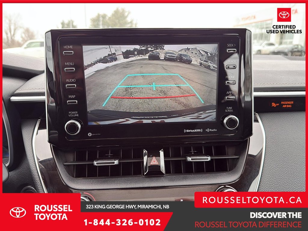 2020 Toyota Corolla XLE in Miramichi, New Brunswick - 18 - w1024h768px
