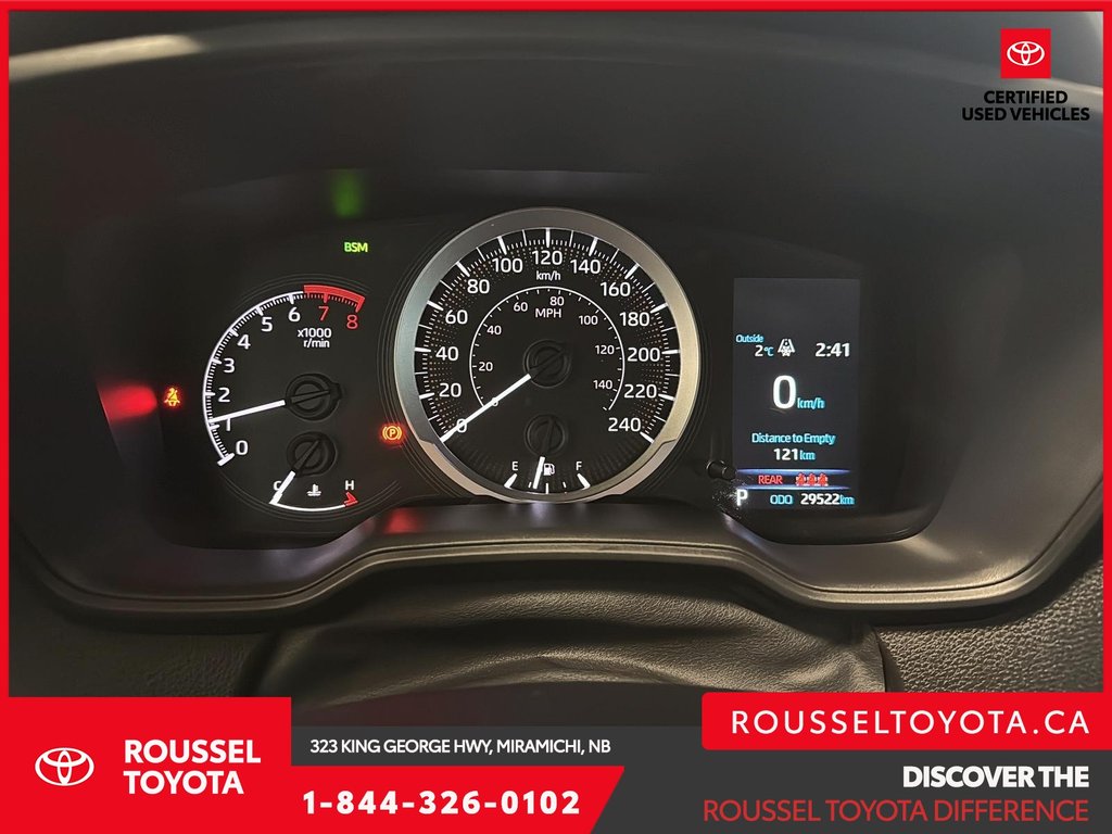 2021 Toyota Corolla LE in Miramichi, New Brunswick - 13 - w1024h768px