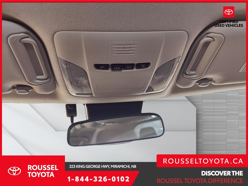 2021 Toyota Corolla LE in Miramichi, New Brunswick - 17 - w1024h768px