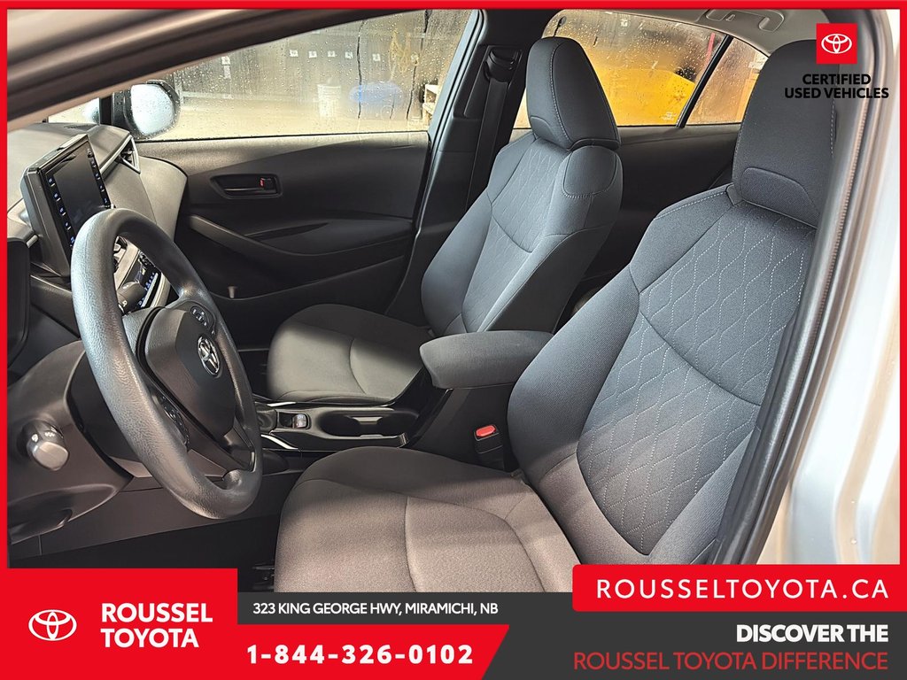 2022 Toyota Corolla LE in Miramichi, New Brunswick - 9 - w1024h768px