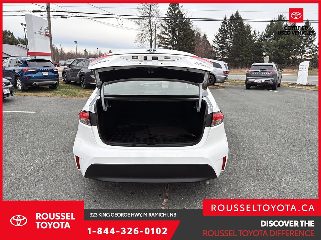Toyota Corolla AWD HYBRID LE 2023 à Miramichi, Nouveau-Brunswick - 6 - w1024h768px