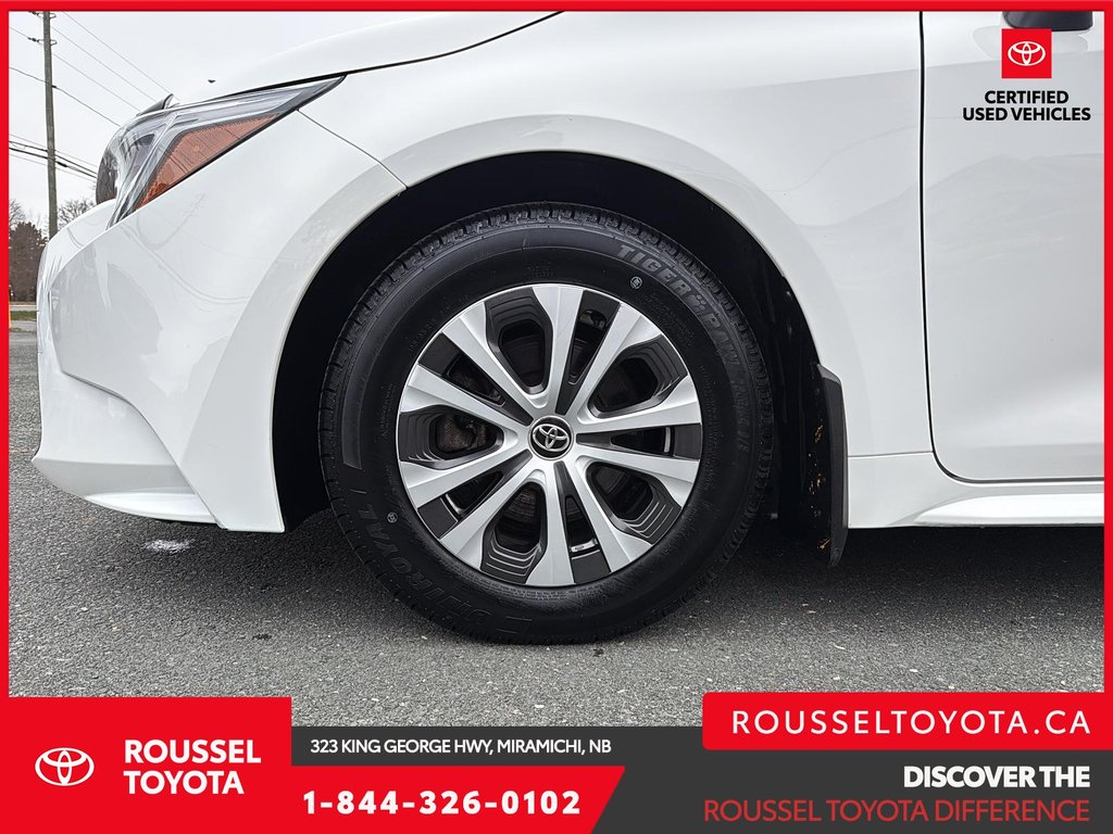 Toyota Corolla AWD HYBRID LE 2023 à Miramichi, Nouveau-Brunswick - 7 - w1024h768px