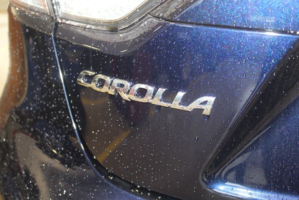 2024  Corolla Hybrid SE in Miramichi, New Brunswick - 6 - w1024h768px