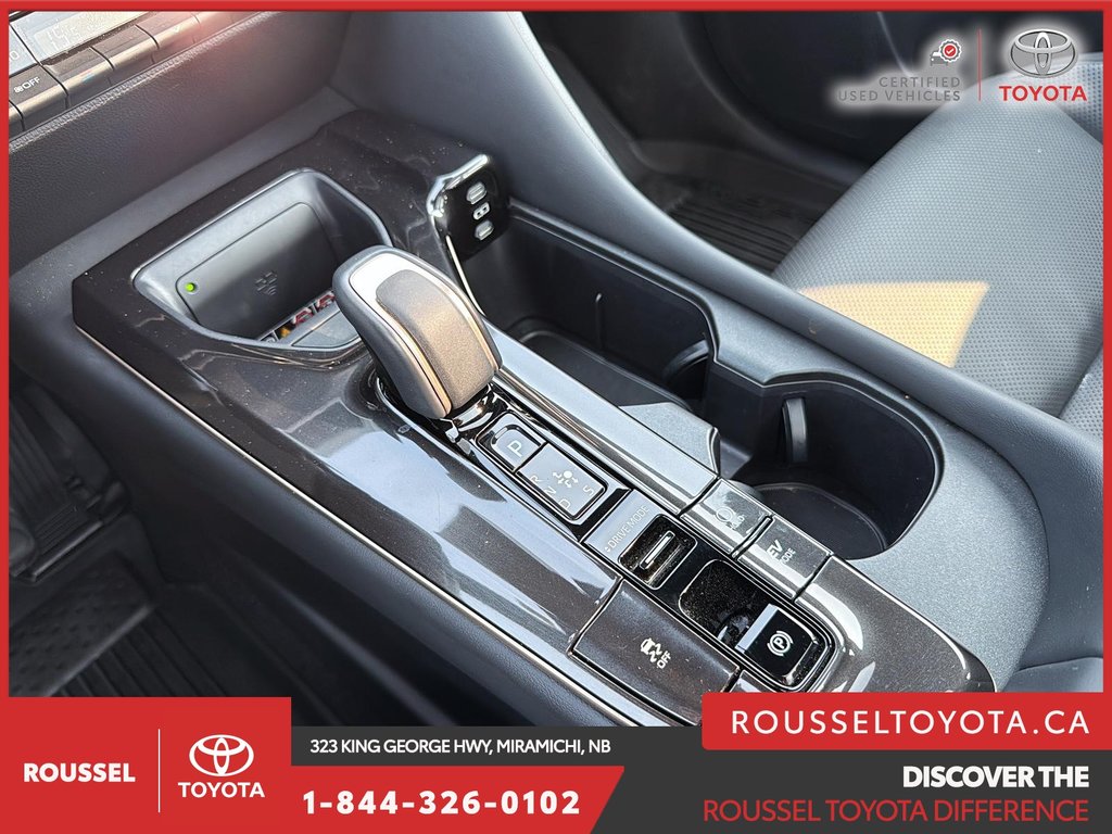2025 Toyota Crown Signia Limited in Miramichi, New Brunswick - 15 - w1024h768px