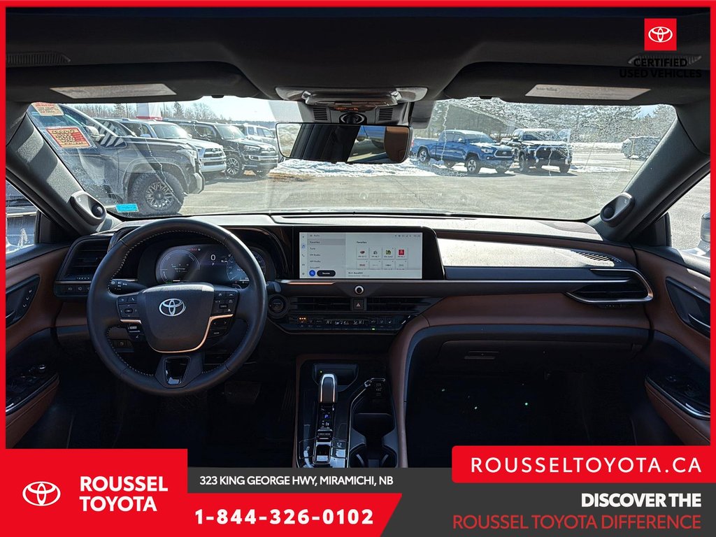 2025 Toyota Crown Signia Limited in Miramichi, New Brunswick - 10 - w1024h768px