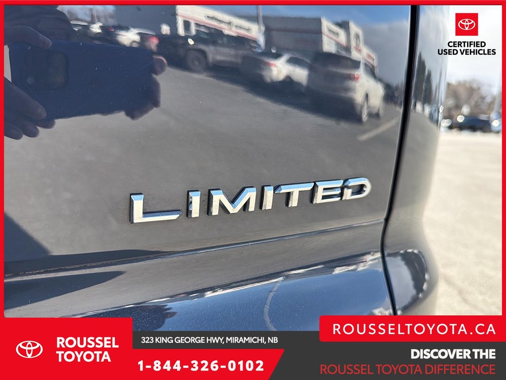 2025 Toyota Crown Signia Limited in Miramichi, New Brunswick - 16 - w1024h768px