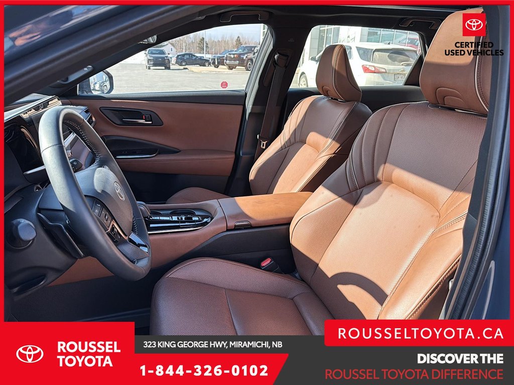 2025 Toyota Crown Signia Limited in Miramichi, New Brunswick - 9 - w1024h768px
