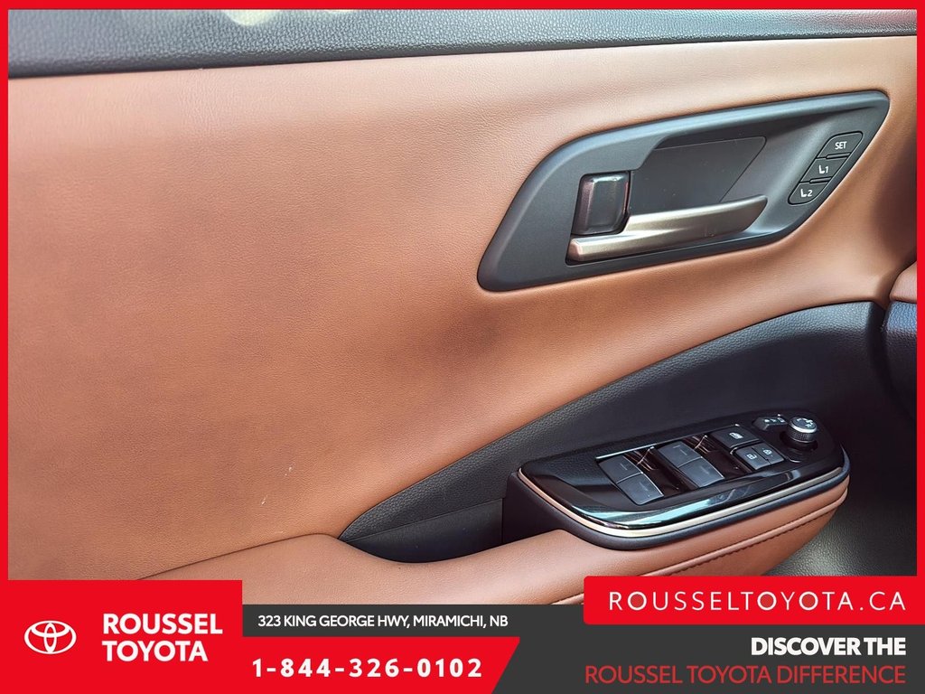 2026 Toyota Crown Signia Limited in Miramichi, New Brunswick - 10 - w1024h768px