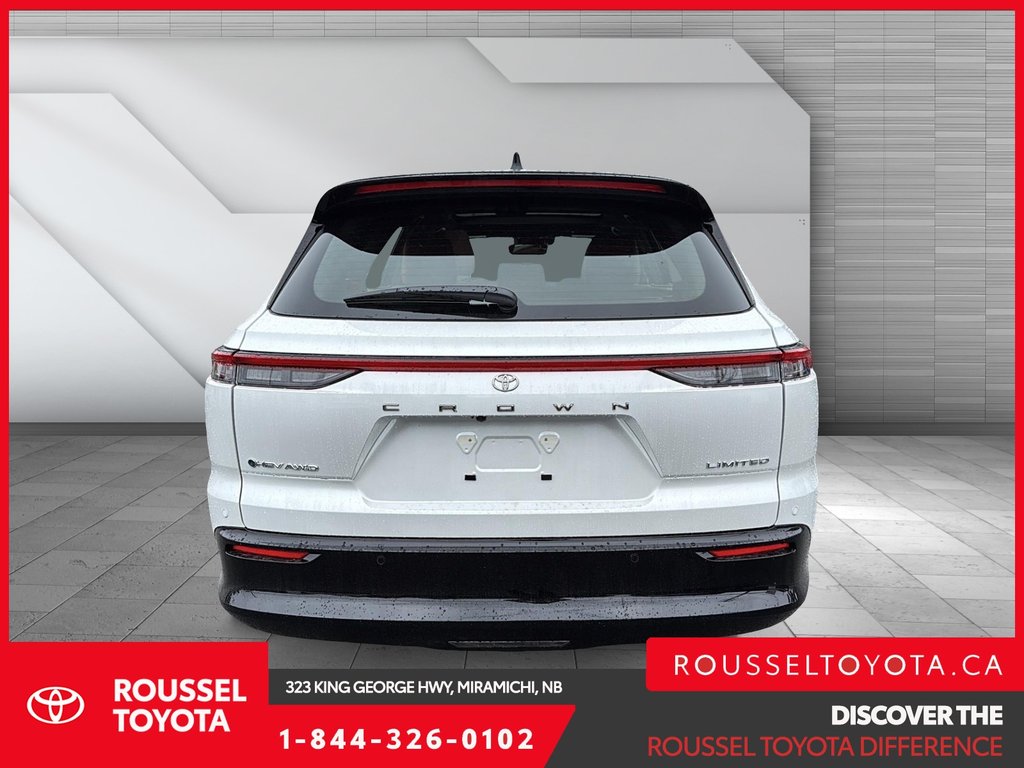 2026 Toyota Crown Signia Limited in Miramichi, New Brunswick - 3 - w1024h768px