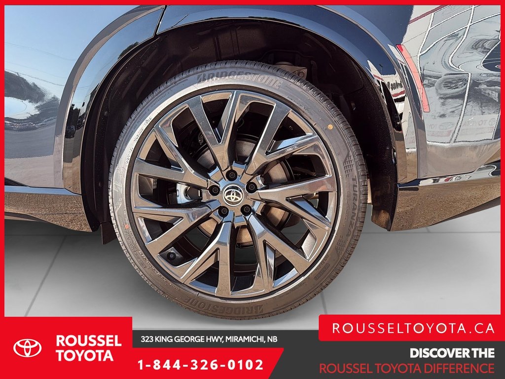 2026 Toyota Crown Signia Limited in Miramichi, New Brunswick - 7 - w1024h768px