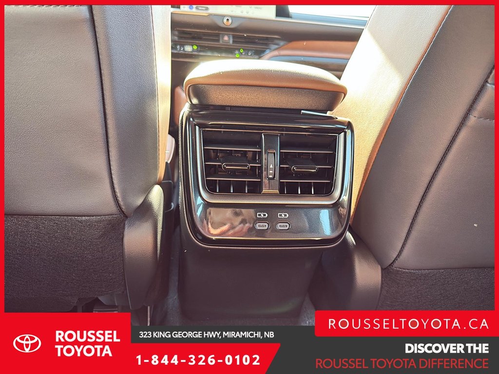 2026 Toyota Crown Signia Limited in Miramichi, New Brunswick - 16 - w1024h768px