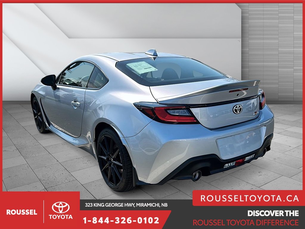 2025 Toyota GR86 Premium MT in Miramichi, New Brunswick - 4 - w1024h768px