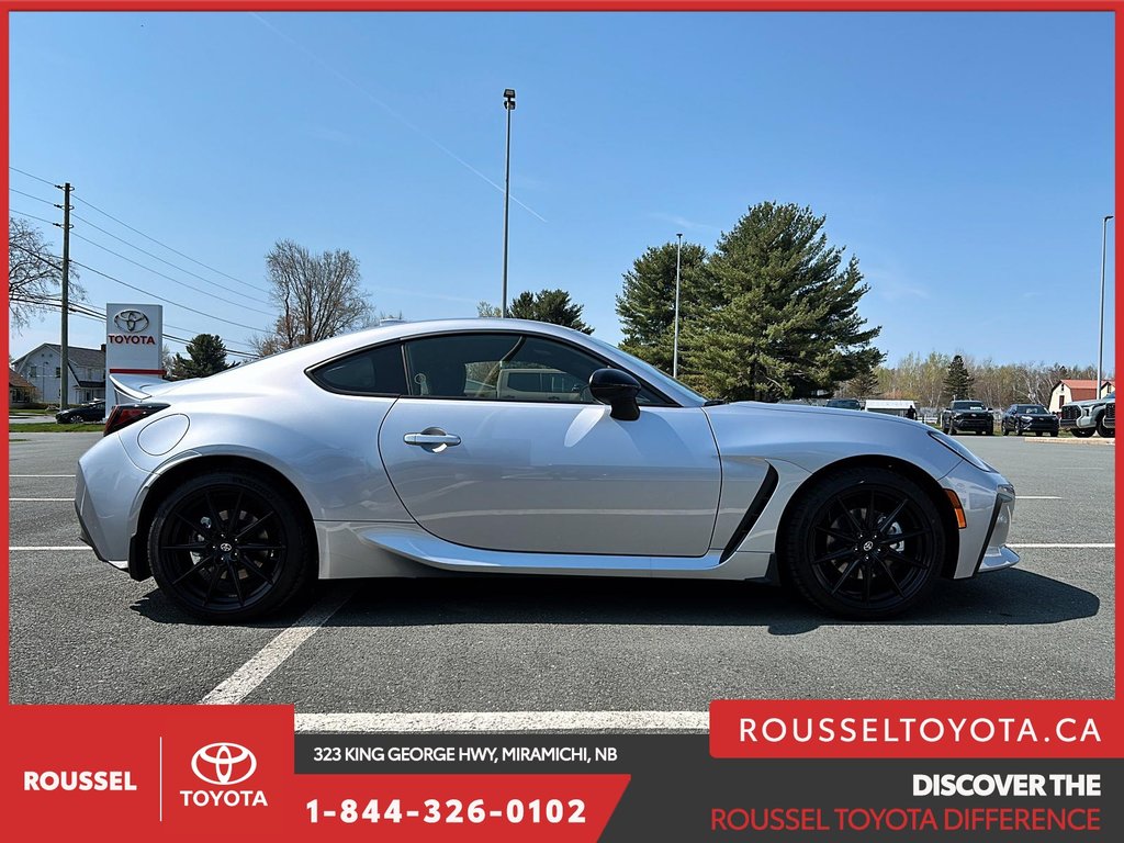 2025 Toyota GR86 Premium MT in Miramichi, New Brunswick - 17 - w1024h768px